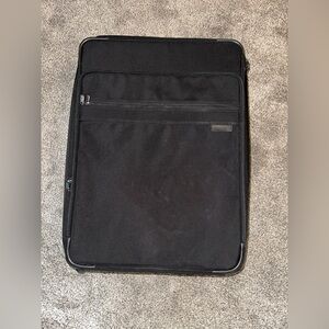 Briggs & Riley Baseline 28” 2-Wheeled Checked Luggage